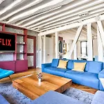 Le Marais Superb Apartment Terrace Paris Free Netflix